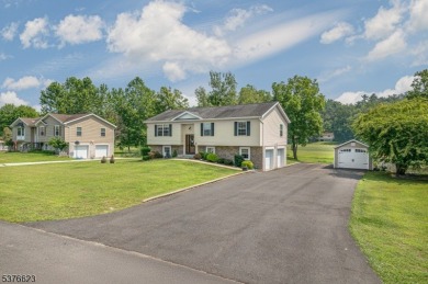 METICULOUSLY UPDATED 3 BEDROOM, 2.1 BATH BI-LEVEL TUCKED AWAY ON on High Point Golf Club in New Jersey - for sale on GolfHomes.com, golf home, golf lot