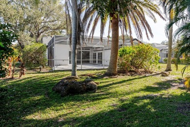 Short Sale. Step into this stunning split-floor plan residence on Tarpon Springs Golf Course in Florida - for sale on GolfHomes.com, golf home, golf lot