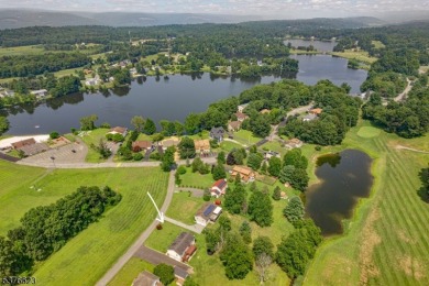 METICULOUSLY UPDATED 3 BEDROOM, 2.1 BATH BI-LEVEL TUCKED AWAY ON on High Point Golf Club in New Jersey - for sale on GolfHomes.com, golf home, golf lot