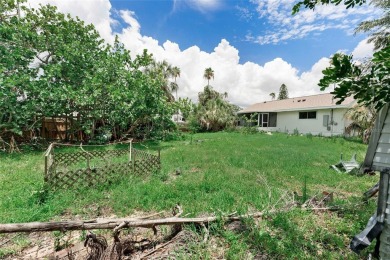 1580 Arizona Ave NE, St. Petersburg, FL 33703 presents a rare on The Renaisssance Vinoy Golf Club in Florida - for sale on GolfHomes.com, golf home, golf lot