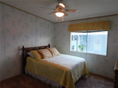 BIG PRICE DROP!!! Save money by making minor renovations on Largo Golf Course in Florida - for sale on GolfHomes.com, golf home, golf lot