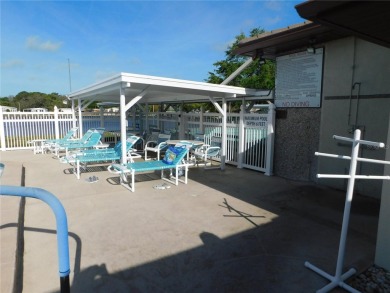 BIG PRICE DROP!!! Save money by making minor renovations on Largo Golf Course in Florida - for sale on GolfHomes.com, golf home, golf lot