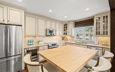 Sophisticated, yet functional and modernized end-unit on Greensboro Country Club in North Carolina - for sale on GolfHomes.com, golf home, golf lot