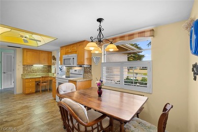 Amazing Value! TURNKEY FURNISHED 2BR 2BA Villa With 2 Car Garage on Whiskey Creek Country Club in Florida - for sale on GolfHomes.com, golf home, golf lot