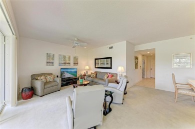 Motivated Seller has authorized a major price improvement! on Heritage Oaks Golf and Country Club in Florida - for sale on GolfHomes.com, golf home, golf lot