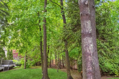 Upon entering this pristine Islander Model, you are welcomed to on Meadow Brook Club in New York - for sale on GolfHomes.com, golf home, golf lot