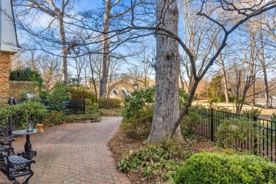 Sophisticated, yet functional and modernized end-unit on Greensboro Country Club in North Carolina - for sale on GolfHomes.com, golf home, golf lot