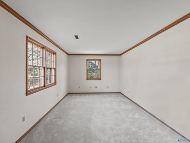 This spacious, immaculately maintained 5BR/2.5BA home is located on Point Mallard Golf Course in Alabama - for sale on GolfHomes.com, golf home, golf lot