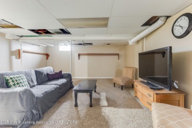Golf Course condo - This charming condo offers everything you've on Brookshire Inn and Golf Club in Michigan - for sale on GolfHomes.com, golf home, golf lot
