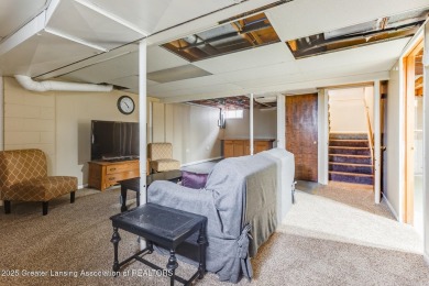 Golf Course condo - This charming condo offers everything you've on Brookshire Inn and Golf Club in Michigan - for sale on GolfHomes.com, golf home, golf lot