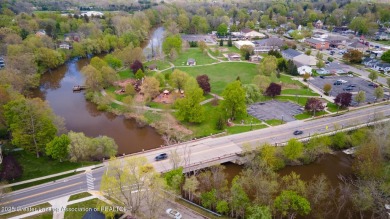 Golf Course condo - This charming condo offers everything you've on Brookshire Inn and Golf Club in Michigan - for sale on GolfHomes.com, golf home, golf lot