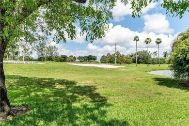 PRICE TO SELL,  DON'T MISS THE OPPORTUNITY. Georgeos Golf View on Hollybrook Golf and Tennis Club  in Florida - for sale on GolfHomes.com, golf home, golf lot