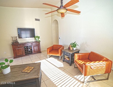 On Golf Course - Single-level 3-bed/2-bath home on a in on Kokopelli Golf Course in Arizona - for sale on GolfHomes.com, golf home, golf lot