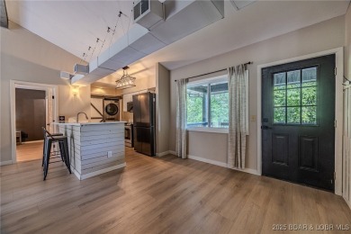 Charming, Fully Updated Home in Tan-Tar-A Estates -Just Minutes on The Oaks Golf Course in Missouri - for sale on GolfHomes.com, golf home, golf lot