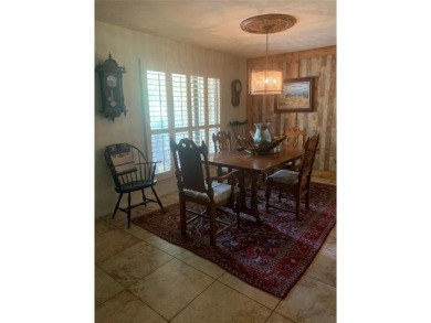 2 bedroom, 3 bath home in beautiful gated Pecan Plantation in on Pecan Plantation Country Club in Texas - for sale on GolfHomes.com, golf home, golf lot