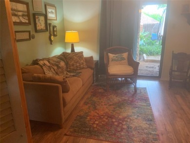 2 bedroom, 3 bath home in beautiful gated Pecan Plantation in on Pecan Plantation Country Club in Texas - for sale on GolfHomes.com, golf home, golf lot