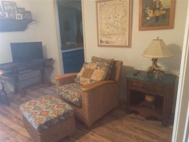 2 bedroom, 3 bath home in beautiful gated Pecan Plantation in on Pecan Plantation Country Club in Texas - for sale on GolfHomes.com, golf home, golf lot