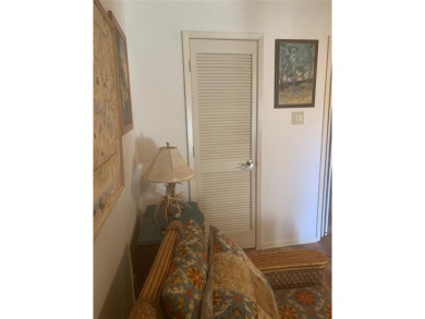 2 bedroom, 3 bath home in beautiful gated Pecan Plantation in on Pecan Plantation Country Club in Texas - for sale on GolfHomes.com, golf home, golf lot