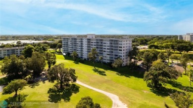 Beautiful updated condo on the Golf Course! Located on the 1st on Palm-Aire Country Club and Resort - Palms in Florida - for sale on GolfHomes.com, golf home, golf lot