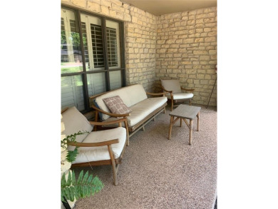 2 bedroom, 3 bath home in beautiful gated Pecan Plantation in on Pecan Plantation Country Club in Texas - for sale on GolfHomes.com, golf home, golf lot
