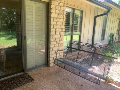 2 bedroom, 3 bath home in beautiful gated Pecan Plantation in on Pecan Plantation Country Club in Texas - for sale on GolfHomes.com, golf home, golf lot