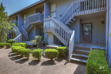 Great investment opportunity fully updated and furnished in on Lake Forest Yacht and Country Club in Alabama - for sale on GolfHomes.com, golf home, golf lot