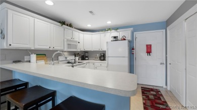 One of the cleanest and well maintained complexes at the Lake on Lake Valley Country Club in Missouri - for sale on GolfHomes.com, golf home, golf lot