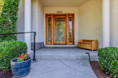 EXPERIENCE LUXURY LIVING ON THE GOLF COURSE in the highly on Rogue Valley Country Club in Oregon - for sale on GolfHomes.com, golf home, golf lot