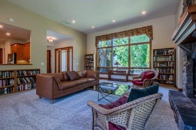EXPERIENCE LUXURY LIVING ON THE GOLF COURSE in the highly on Rogue Valley Country Club in Oregon - for sale on GolfHomes.com, golf home, golf lot