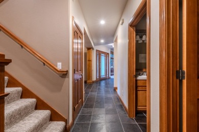 EXPERIENCE LUXURY LIVING ON THE GOLF COURSE in the highly on Rogue Valley Country Club in Oregon - for sale on GolfHomes.com, golf home, golf lot