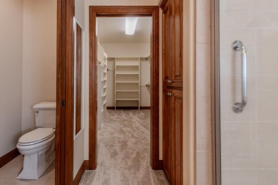 EXPERIENCE LUXURY LIVING ON THE GOLF COURSE in the highly on Rogue Valley Country Club in Oregon - for sale on GolfHomes.com, golf home, golf lot