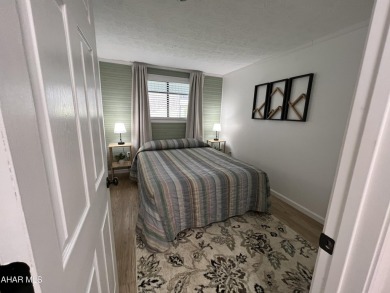 1 Bedroom 1 Bathroom with Built in Bunks Beautifully renovated on Blue Knob Rec Area Golf Course in Pennsylvania - for sale on GolfHomes.com, golf home, golf lot