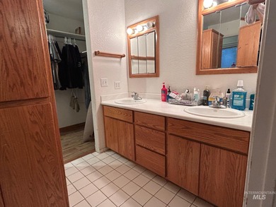 Gorgeous 4-bedroom, 3-bath home perfectly positioned on Lewiston on Lewiston Golf and Country Club in Idaho - for sale on GolfHomes.com, golf home, golf lot