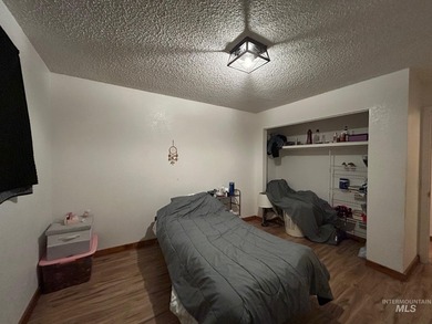 Gorgeous 4-bedroom, 3-bath home perfectly positioned on Lewiston on Lewiston Golf and Country Club in Idaho - for sale on GolfHomes.com, golf home, golf lot