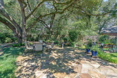 Look no further!  This Fairhope home in desirable Quail Creek on Quail Creek Golf Course in Alabama - for sale on GolfHomes.com, golf home, golf lot