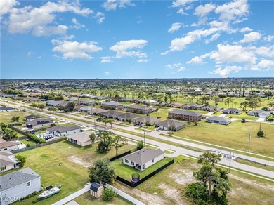 Buyer Bonus: $10,000 Toward Your Closing Costs! Welcome to your on Palmetto-Pine Country Club in Florida - for sale on GolfHomes.com, golf home, golf lot