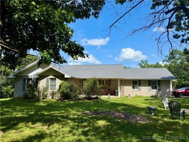 Discover the perfect blend of space, comfort, and privacy in on Oak Hills Country Club in Missouri - for sale on GolfHomes.com, golf home, golf lot