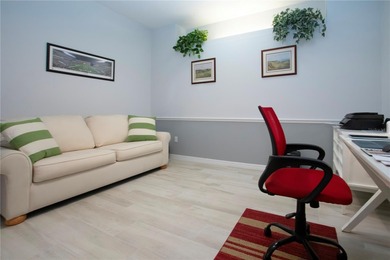 Looking for a home with a *WOW* factor, this is it.  Prepared to on Heritage Oaks Golf and Country Club in Florida - for sale on GolfHomes.com, golf home, golf lot