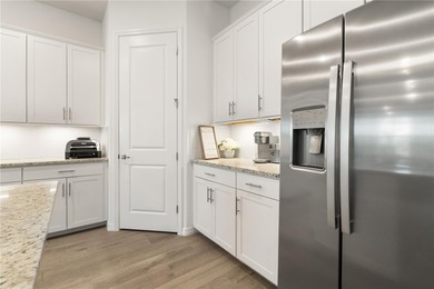 LUXURY MANOR HOME IN HERITAGE LANDING W/**GOLF MEMBERSHIP** - on Heritage Landing Golf  in Florida - for sale on GolfHomes.com, golf home, golf lot