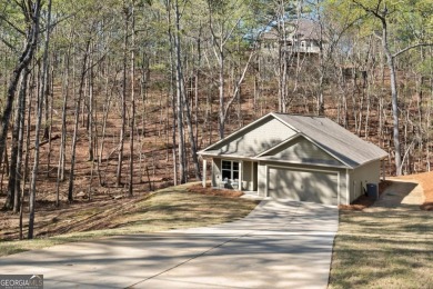 Stylish, Move-In Ready Home in the Lake Arrowhead Resort on The Highlands Course at Lake Arrowhead in Georgia - for sale on GolfHomes.com, golf home, golf lot