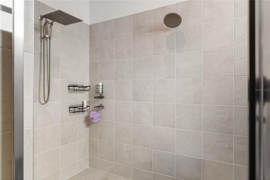 LUXURY MANOR HOME IN HERITAGE LANDING W/**GOLF MEMBERSHIP** - on Heritage Landing Golf  in Florida - for sale on GolfHomes.com, golf home, golf lot