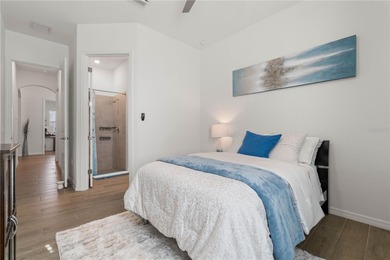 LUXURY MANOR HOME IN HERITAGE LANDING W/**GOLF MEMBERSHIP** - on Heritage Landing Golf  in Florida - for sale on GolfHomes.com, golf home, golf lot