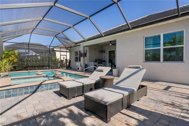 LUXURY MANOR HOME IN HERITAGE LANDING W/**GOLF MEMBERSHIP** - on Heritage Landing Golf  in Florida - for sale on GolfHomes.com, golf home, golf lot