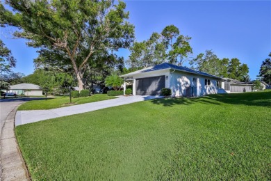 Welcome to this charming 2-bedroom, 2-bathroom home with a 2-car on Timber Pines Golf Course in Florida - for sale on GolfHomes.com, golf home, golf lot