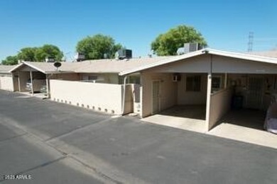 Charming 2-Bedroom Patio Home in the Heart of Sun City!
Welcome on Sun City Lakes West and East in Arizona - for sale on GolfHomes.com, golf home, golf lot
