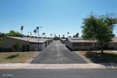Charming 2-Bedroom Patio Home in the Heart of Sun City!
Welcome on Sun City Lakes West and East in Arizona - for sale on GolfHomes.com, golf home, golf lot