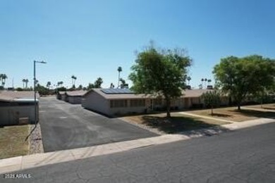 Charming 2-Bedroom Patio Home in the Heart of Sun City!
Welcome on Sun City Lakes West and East in Arizona - for sale on GolfHomes.com, golf home, golf lot