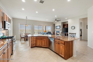 This single level spacious 2,877 sf, 3 bed, 2 bath home offers on StoneRidge Golf Course in Arizona - for sale on GolfHomes.com, golf home, golf lot