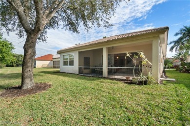 PRICED TO SELL! PLUS, BUYER INCENTIVE - 1-YEAR HOME WARRANTY on Heritage Palms Golf and Country Club in Florida - for sale on GolfHomes.com, golf home, golf lot