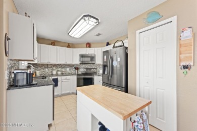 1% LENDER CREDIT OFFERED WITH APPROVED LENDER!!! Welcome to this on Golf Club At Fleming Island in Florida - for sale on GolfHomes.com, golf home, golf lot